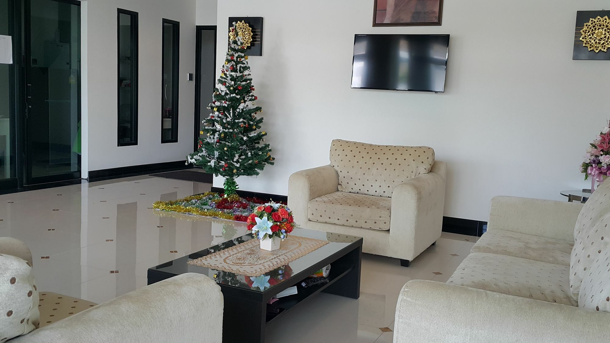 B Space Residence Nong Prue Exterior photo